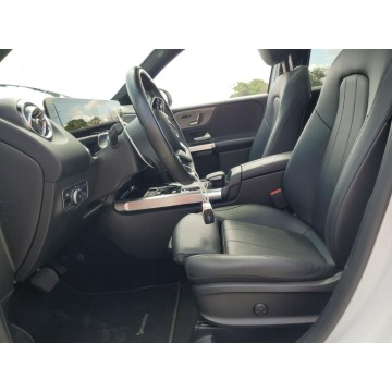 Mercedes - Benz GLB-klasa  SUV 2020,  2.0 benzyna, automat - Na sprzedaż za 109 716 zł - Katowice - zdjęcie 8