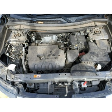 Mitsubishi Outlander  SUV 2017,  2.4 benzyna, automat - Na sprzedaż za 23 124 zł - Katowice - zdjęcie 11