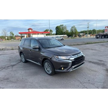 Mitsubishi Outlander  SUV 2019,  2.0 benzyna, automat - Na sprzedaż za 63 960 zł - Katowice - zdjęcie 2