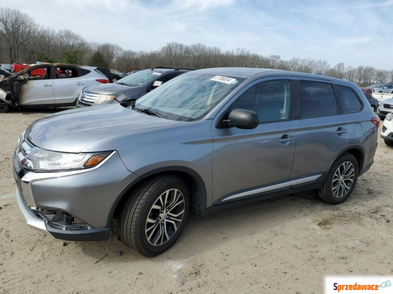 Mitsubishi Outlander  SUV 2017,  2.4 benzyna - Na sprzedaż za 23 124 zł - Katowice