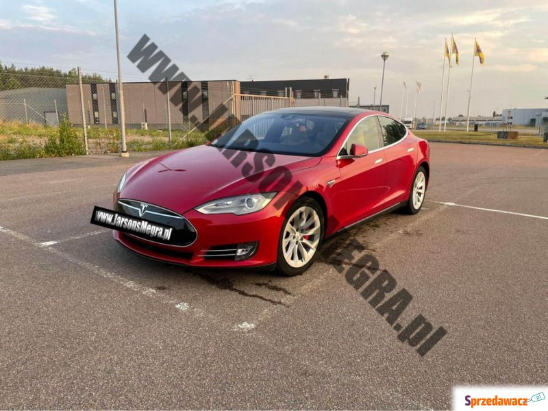 Tesla Model S  Hatchback 2015,  0.0 zasilanie elektryczne - Na sprzedaż za 96 400 zł - Kiczyce