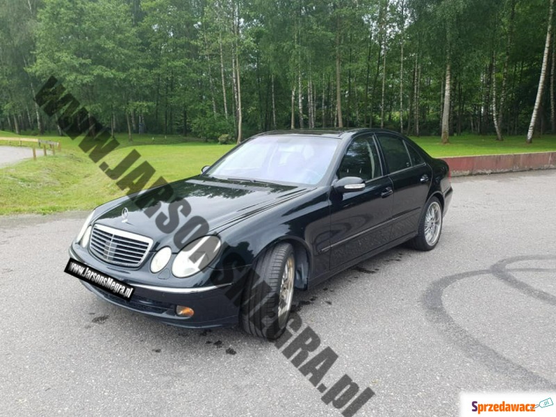 Mercedes - Benz E-klasa  Sedan/Limuzyna 2002,  5.0 benzyna - Na sprzedaż za 26 700 zł - Kiczyce