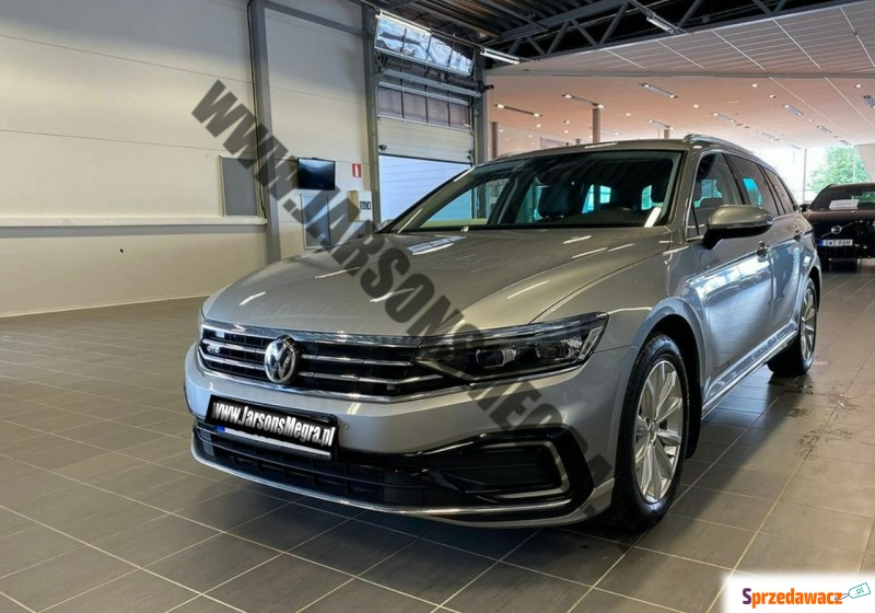 Volkswagen Passat 2019,  1.4 hybryda - Na sprzedaż za 103 700 zł - Kiczyce