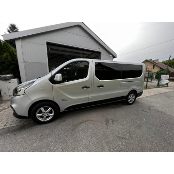 Opel Vivaro  Minivan/Van 2018,  1.6 diesel - Na sprzedaż za 121 770 zł - Gdów - zdjęcie 2