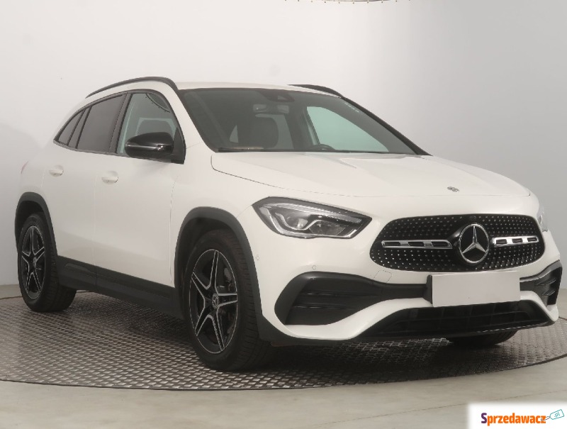 Mercedes - Benz GLA-klasa  SUV 2020,  1.4 benzyna - Na sprzedaż za 149 999 zł - Bielany Wrocławskie