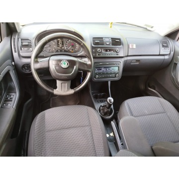 Skoda Fabia 2012,  1.2 benzyna - Na sprzedaż za 9 900,00 zł - Toruń - zdjęcie 6