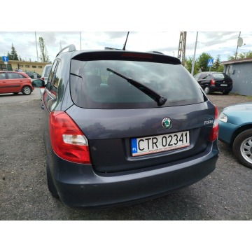 Skoda Fabia 2012,  1.2 benzyna - Na sprzedaż za 9 900,00 zł - Toruń - zdjęcie 3