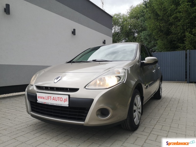 Renault Clio 2011,  1.2 benzyna - Na sprzedaż za 15 900 zł - Strzegom