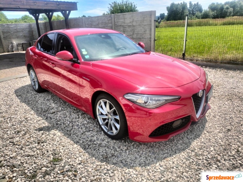 Alfa Romeo Giulia Q4! 210km! Veloce! - Samochody osobowe - Rzeszów