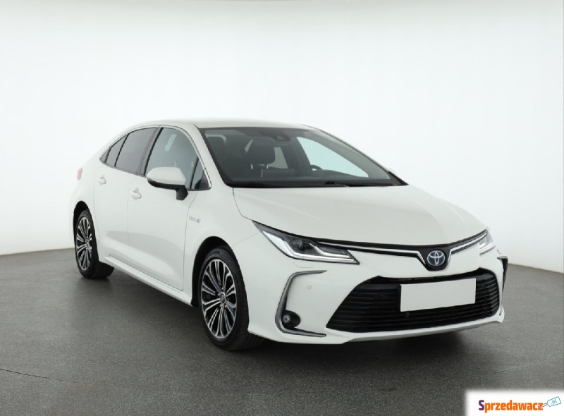 Toyota Corolla  Liftback 2019,  1.8 benzyna - Na sprzedaż za 81 999 zł - Piaseczno