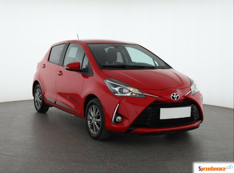 Toyota Yaris  Hatchback 2017,  1.5 benzyna - Na sprzedaż za 52 999 zł - Piaseczno