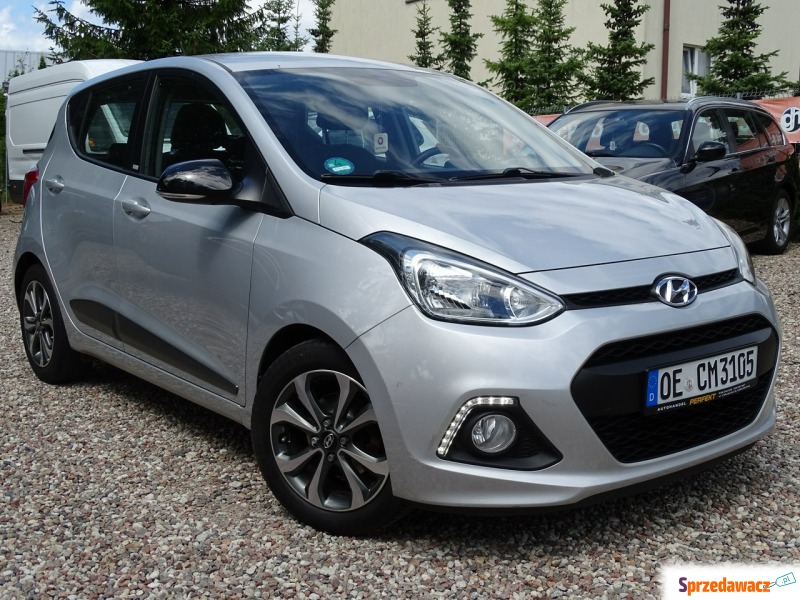 Hyundai i10, Benzyna, Bezwypadkowy, Bogate wy... - Samochody osobowe - Kościerzyna