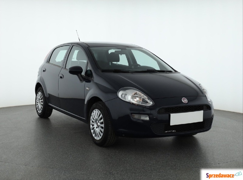 Fiat Punto  Hatchback 2016,  1.4 benzyna - Na sprzedaż za 31 999 zł - Piaseczno