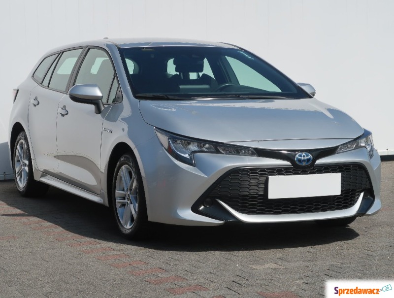 Toyota Corolla  Kombi 2019,  1.8 benzyna - Na sprzedaż za 66 665 zł - Bielany Wrocławskie