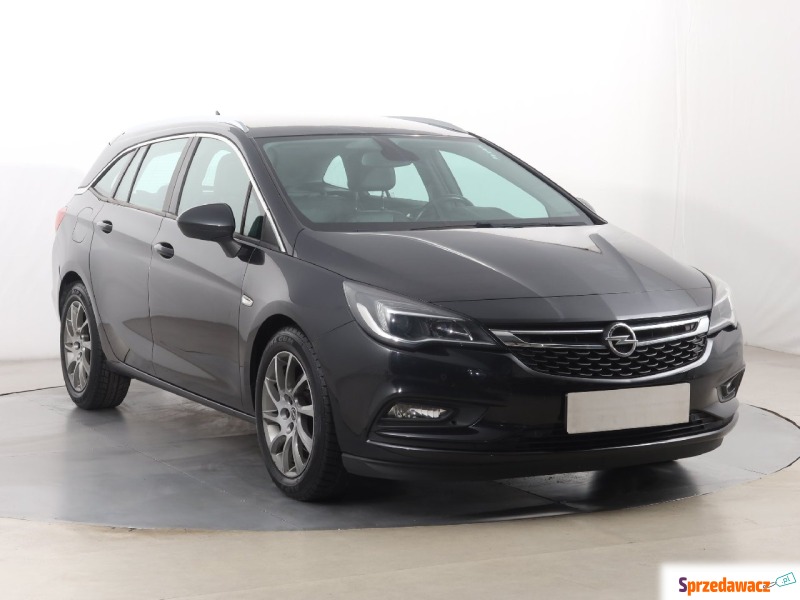 Opel Astra  Kombi 2017,  1.6 diesel - Na sprzedaż za 34 999 zł - Katowice