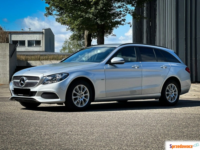 Mercedes - Benz C-klasa 2018,  1.6 diesel - Na sprzedaż za 73 800 zł - Tarnowskie Góry