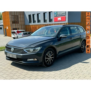 Volkswagen Passat - DSG*ACC*Navigacja*Parktronic*OryginalnyPrzebieg