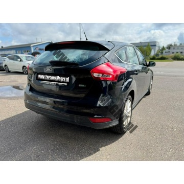 Ford Focus  Hatchback 2015,  1.0 benzyna - Na sprzedaż za 30 800 zł - Skoczów - zdjęcie 6