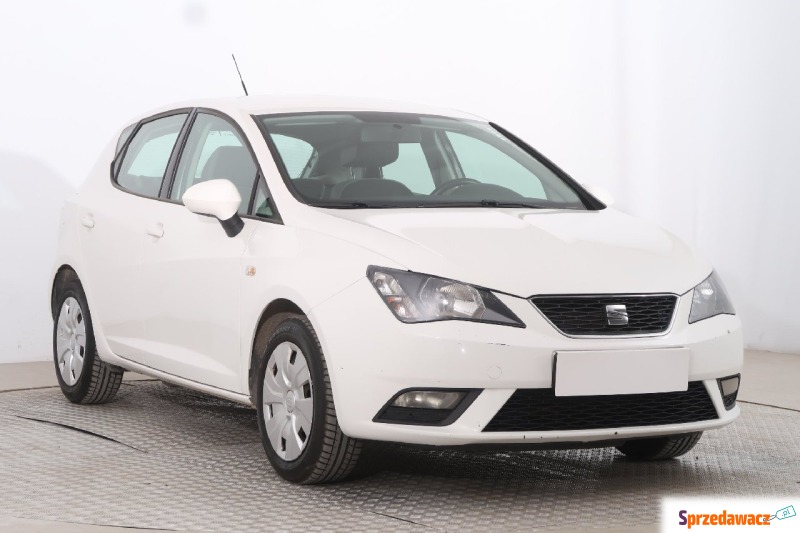 Seat Ibiza  Hatchback 2015,  1.2 benzyna - Na sprzedaż za 29 999 zł - Koszalin