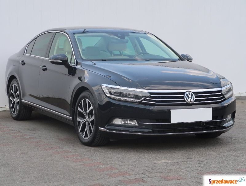 Volkswagen Passat  Liftback 2018,  2.0 diesel - Na sprzedaż za 71 999 zł - Bielany Wrocławskie