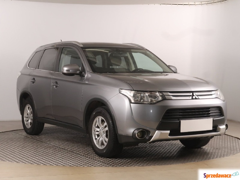 Mitsubishi Outlander 2.2 DI-D (150KM), 2014 - Samochody osobowe - Zabrze