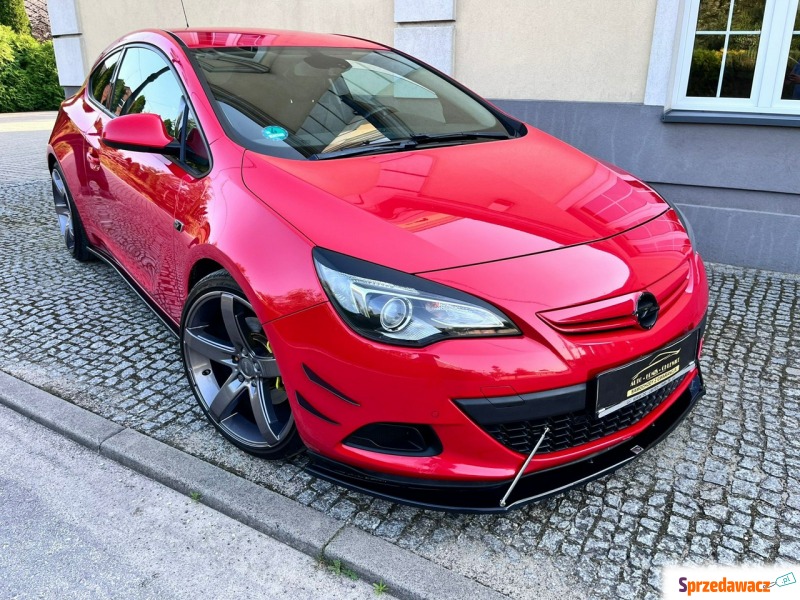 Opel Astra  Coupe/Sportowy 2013,  1.4 benzyna - Na sprzedaż za 37 900 zł - Chlewice