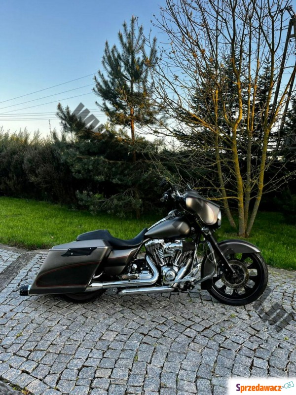 Harley-Davidson FLHXS Special - 2013 - Motocykle cruiser - Kiczyce