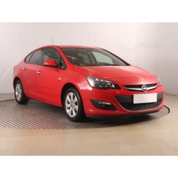 Opel Astra 1.4 T (140KM), 2015