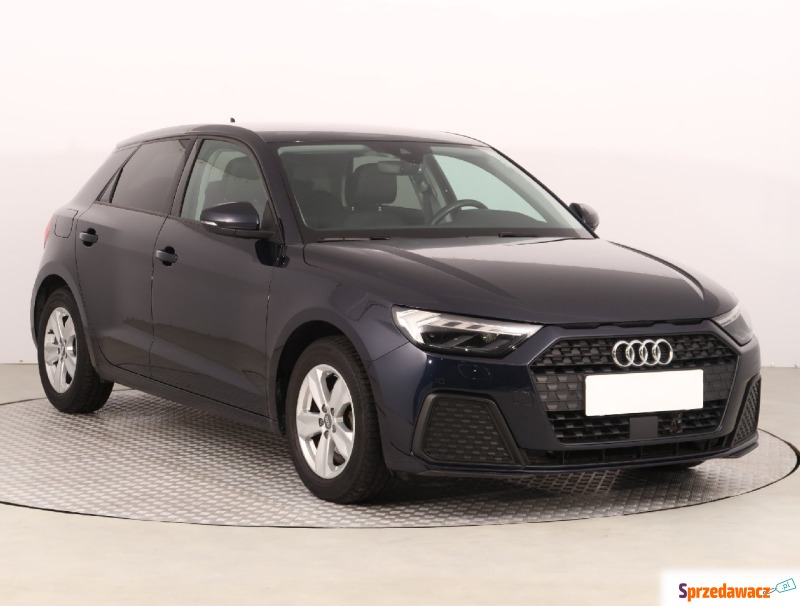 Audi A1  Hatchback 2020,  1.0 benzyna - Na sprzedaż za 79 999 zł - Katowice