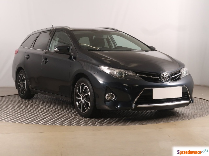 Toyota Auris  Kombi 2014,  1.6 benzyna+LPG - Na sprzedaż za 47 999 zł - Zabrze