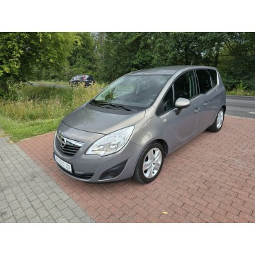 Opel Meriva 1,4 benzynka 140 KM z oryginalnym przebiegiem 127 tys km !