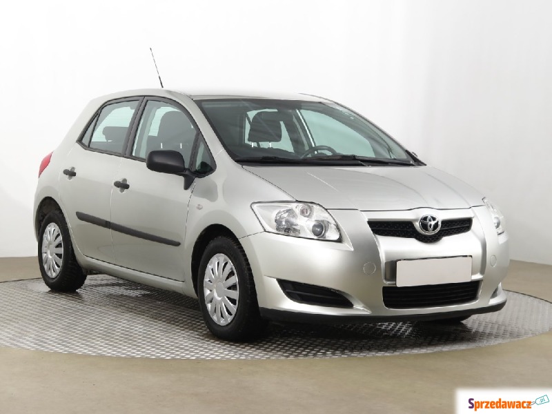 Toyota Auris 1.3 Dual VVT-i (99KM), 2010 - Samochody osobowe - Katowice