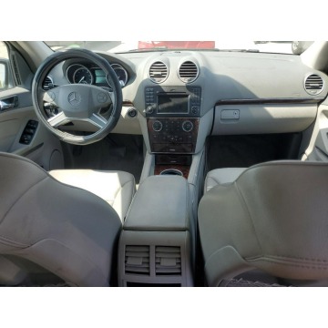 Mercedes - Benz GL-klasa  SUV 2010,  4.6 benzyna, automat - Na sprzedaż za 9 594,00 zł - Katowice - zdjęcie 8