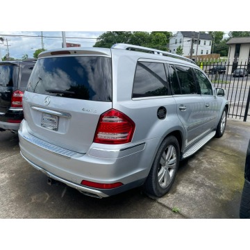 Mercedes - Benz GL-klasa  SUV 2010,  4.6 benzyna, automat - Na sprzedaż za 24 108 zł - Katowice - zdjęcie 3