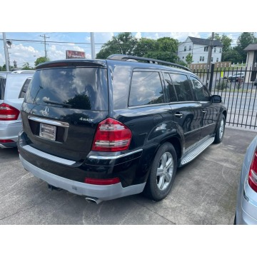 Mercedes - Benz GL-klasa  SUV 2008,  4.6 benzyna, automat - Na sprzedaż za 19 188 zł - Katowice - zdjęcie 4