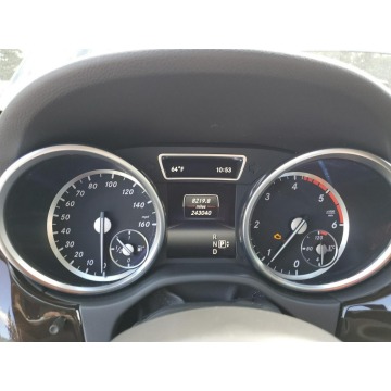 Mercedes - Benz ML-klasa  SUV 2015,  2.1 benzyna, automat - Na sprzedaż za 25 584 zł - Katowice - zdjęcie 11