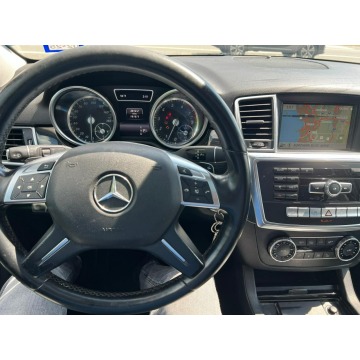 Mercedes - Benz ML-klasa  SUV 2015,  3.5 benzyna, automat - Na sprzedaż za 39 114 zł - Katowice - zdjęcie 6