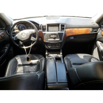 Mercedes - Benz ML-klasa  SUV 2013,  3.0 benzyna, automat - Na sprzedaż za 39 114 zł - Katowice - zdjęcie 7
