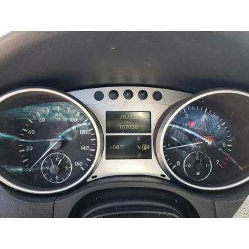 Mercedes - Benz ML-klasa  SUV 2008,  3.5 benzyna, automat - Na sprzedaż za 13 776 zł - Katowice - zdjęcie 11