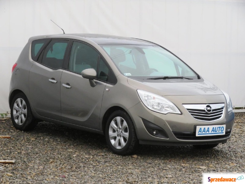 Opel Meriva  SUV 2013,  1.4 benzyna - Na sprzedaż za 29 999 zł - Zabrze