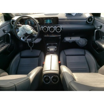 Mercedes - Benz CLA-klasa  Sedan/Limuzyna 2020,  2.0 benzyna, automat - Na sprzedaż za 65 190 zł - Katowice - zdjęcie 7
