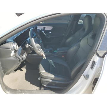 Mercedes - Benz CLA-klasa  Sedan/Limuzyna 2020,  2.0 benzyna, automat - Na sprzedaż za 87 576 zł - Katowice - zdjęcie 7