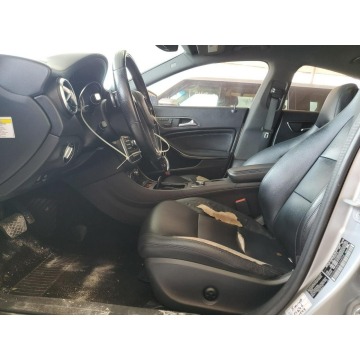 Mercedes - Benz CLA-klasa  Sedan/Limuzyna 2014,  2.0 benzyna, automat - Na sprzedaż za 28 536 zł - Katowice - zdjęcie 8