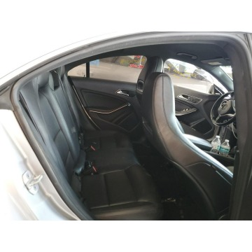 Mercedes - Benz CLA-klasa  Sedan/Limuzyna 2014,  2.0 benzyna, automat - Na sprzedaż za 28 536 zł - Katowice - zdjęcie 9