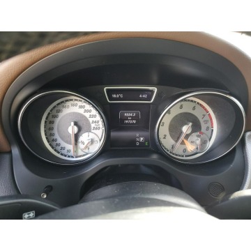Mercedes - Benz CLA-klasa  Sedan/Limuzyna 2014,  2.0 benzyna, automat - Na sprzedaż za 6 308,67 zł - Katowice - zdjęcie 10