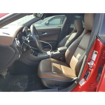 Mercedes - Benz CLA-klasa  Sedan/Limuzyna 2014,  2.0 benzyna, automat - Na sprzedaż za 6 308,67 zł - Katowice - zdjęcie 8