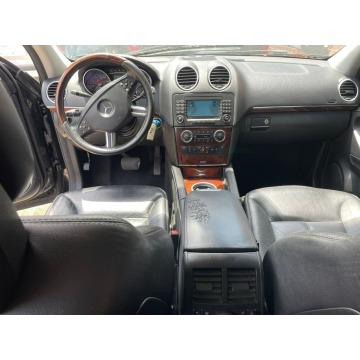 Mercedes - Benz GL-klasa  SUV 2008,  5.5 benzyna, automat - Na sprzedaż za 17 958 zł - Katowice - zdjęcie 5