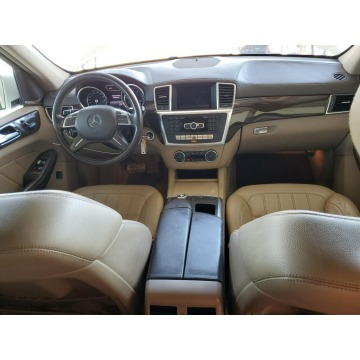 Mercedes - Benz GL-klasa  SUV 2015,  3.0 benzyna, automat - Na sprzedaż za 41 820 zł - Katowice - zdjęcie 9