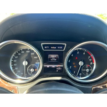 Mercedes - Benz GL-klasa  SUV 2013,  4.6 benzyna, automat - Na sprzedaż za 36 900 zł - Katowice - zdjęcie 9