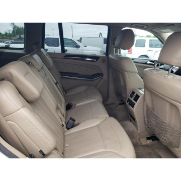 Mercedes - Benz GL-klasa  SUV 2013,  4.6 benzyna, automat - Na sprzedaż za 28 536 zł - Katowice - zdjęcie 9